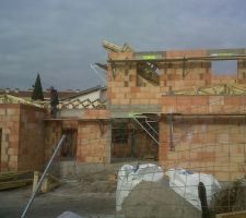Début toiture maison