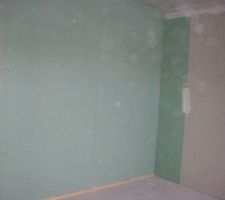 Dernière chambre de l'étage, 1ere à droite