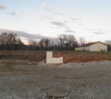 VIABILISATION TERRAIN EN COURS
LES LOGETTES SONT POSEES