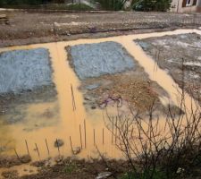Fondations sous les eaux après un orage comme on les connait dans le sud