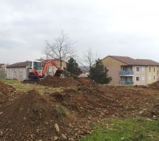 R&eacute;alisation de la plateforme de la premi&egrave;re construction