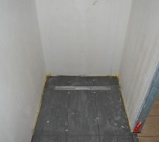 Salle d'eau rdc - douche &agrave; l'italienne