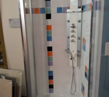 Faïence de la salle de bain des enfants