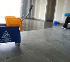 J'ai pas pu m'emp&ecirc;cher de faire le m&eacute;nage avant de partir !!