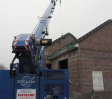 Le monte tuiles en action