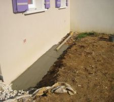 Fin Janv 2013 : cunett&eacute; b&eacute;ton en pente