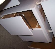 Meuble de la cuisine en 2 couche de blanc