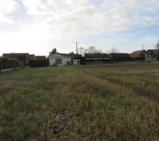 Vue de notre terrain de 1000 m2