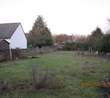 Et voila le terrain vu de lintérieur