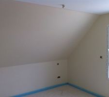 Peinture dans la suite parentale