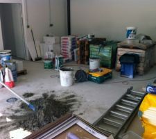 Le garage transform&eacute; en atelier de fabrication...