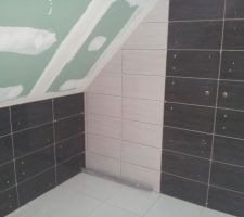 Carrelage de chez LA KAROTHEQUE &agrave; st l&eacute;onard 88