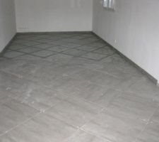 Carrelage de chez LA KAROTHEQUE &agrave; st l&eacute;onard pres de st di&eacute; 88