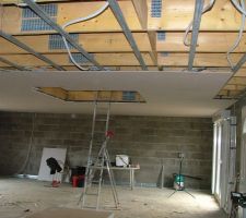 Pose du plafond merci bibi