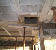 Conduit du poele &agrave; bois