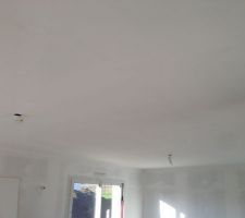 1ere couche du plafond de la salle