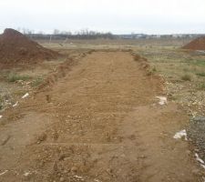 Le chemin d'accès au chantier.