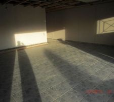 Carrelage du garage termin&eacute;