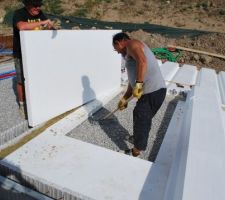 8 cm de polystyr&egrave;ne   17cm de dalle isolante Euromac 2, le coef va &ecirc;tre super