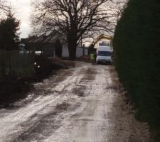Chemin d'acc&egrave;s au chantier du lotissement