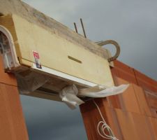 Volet roulant &eacute;lectrique.