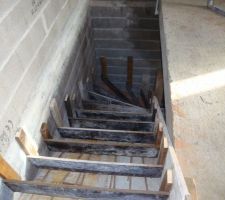 Coffrage du dernier escalier celui de l etage