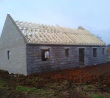 Finition des pignons vue derri&egrave;re