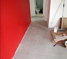 Avancement des joints (couloir et d&eacute;but pi&egrave;ce &agrave; vivre)