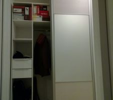 Aménagement placard entrée (à peine installé, déjà bien encombré !)