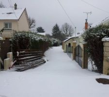 Passage commun enneig&eacute;e