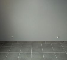 Carrelage d'une chambre