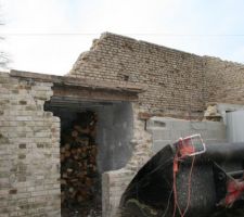 Démontage ancien bâtiment pour implantation du garage