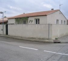 Avant la pose de l 'enduit, vivement que les travaux commencent! un petit ravalement s 'impose!