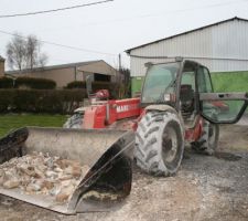 Démontage ancien bâtiment pour implantation du garage