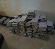 Carreaux r&eacute;cup&eacute;r&eacute;s chambre nord 2&egrave;me