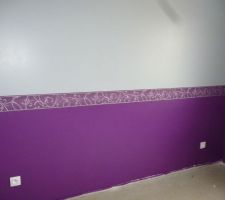 Notre chambre, avec peinture et frise