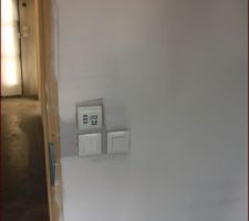 Fourreau thermostat manquant