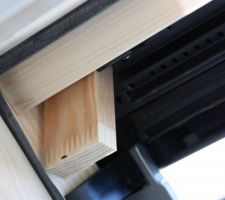 Cale pendante sur VELUX ???