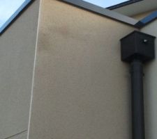 Trace d'humidit&eacute; persistante