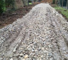 Chemin d'acc&egrave;s  apr&egrave;s  passage camion toupie