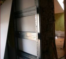 Montage syst&egrave;me a galandage