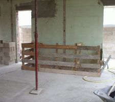 Trémie escalier vers cave