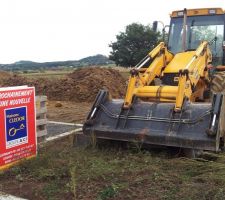 Premier coup de pelleteuse en octobre 2012