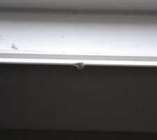 Fen&ecirc;tres abimer car il on du passer les volet par celle ci c'est tr&egrave;s sympathique mais qu'elle recours faire ...