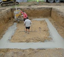 Le contour de la future cave se dessine