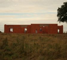 La maison commence à prendre forme.