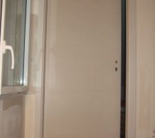 Porte de la salle de jeux termin&eacute;e