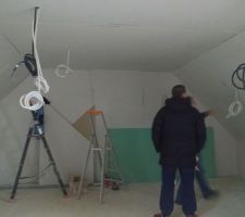 étage : partie au-dessus du garage