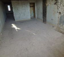 Enlèvement du carrelage de la chambre sud 1er