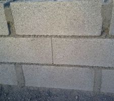 Qualit&eacute; de construction - les brique tombe tout seul